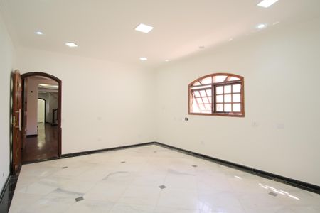 Casa à venda com 300m², 8 quartos e 9 vagasSuíte 1