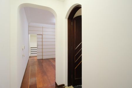 Casa à venda com 300m², 8 quartos e 9 vagasSuíte 2