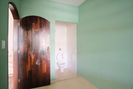 Casa à venda com 300m², 8 quartos e 9 vagasQuarto de Serviço