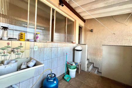 Casa à venda com 80m², 3 quartos e 3 vagasÁrea de Serviço