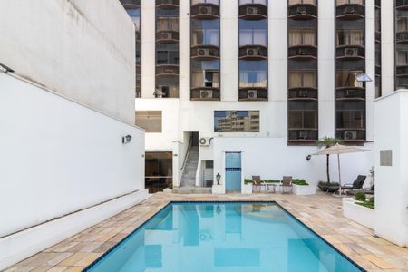 Apartamento para alugar com 42m², 1 quarto e 1 vaga Apartamento para alugar com 42m², 1 quarto e 1 vagaÁrea comum - Piscina