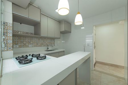 Apartamento à venda com 74m², 2 quartos e 1 vagaCozinha