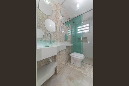 Apartamento à venda com 74m², 2 quartos e 1 vagaBanheiro da Suíte