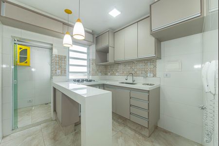 Apartamento à venda com 74m², 2 quartos e 1 vagaCozinha