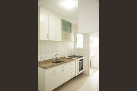 Apartamento à venda com 70m², 2 quartos e 2 vagasCozinha