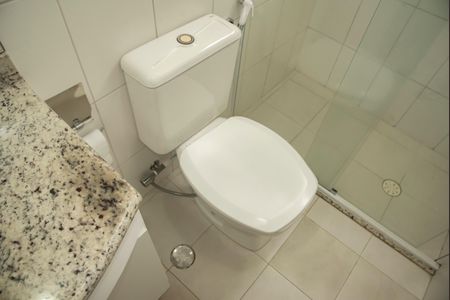 Apartamento à venda com 70m², 2 quartos e 2 vagasBanheiro da Suíte