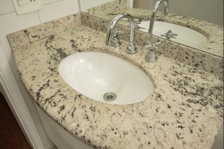 Apartamento à venda com 70m², 2 quartos e 2 vagasBanheiro Social