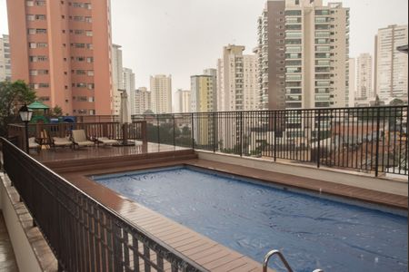 Apartamento à venda com 70m², 2 quartos e 2 vagasÁrea comum - Piscina