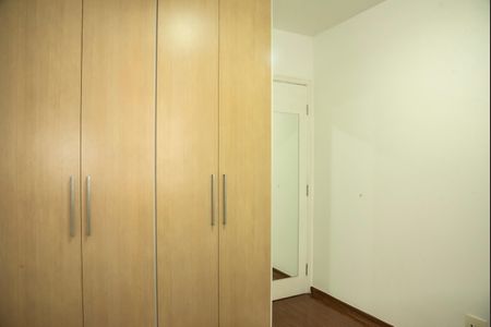 Apartamento à venda com 70m², 2 quartos e 2 vagasQuarto