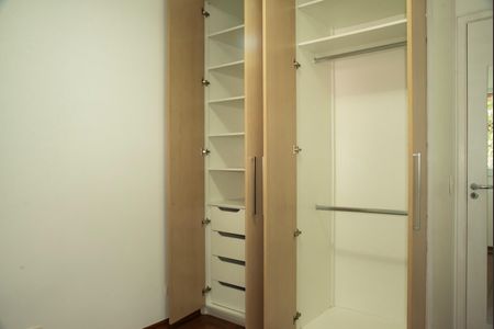 Apartamento à venda com 70m², 2 quartos e 2 vagasQuarto