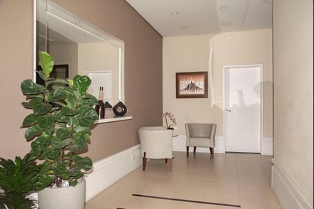 Apartamento à venda com 70m², 2 quartos e 2 vagasHall social