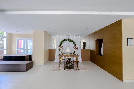 Apartamento à venda com 69m², 2 quartos e 1 vagaÁrea comum