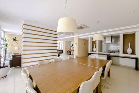 Apartamento à venda com 69m², 2 quartos e 1 vagaÁrea comum