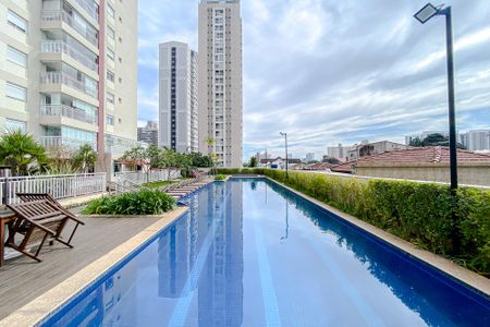Apartamento à venda com 69m², 2 quartos e 1 vagaÁrea comum - Piscina
