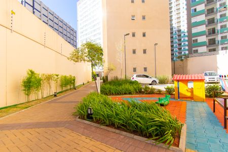 Apartamento à venda com 27m², 1 quarto e sem vaga Apartamento à venda com 27m², 1 quarto e sem vagaÁrea comum - Playground