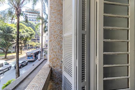 Apartamento à venda com 120m², 2 quartos e sem vagaVaranda do Quarto 2