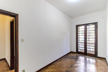 Apartamento à venda com 120m², 2 quartos e sem vagaQuarto 2