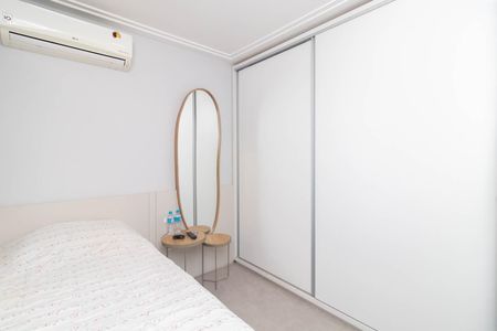 Casa de condomínio à venda com 214m², 3 quartos e 2 vagasQuarto 2