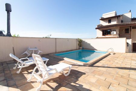 Casa de condomínio à venda com 214m², 3 quartos e 2 vagasÁrea comum - Piscina