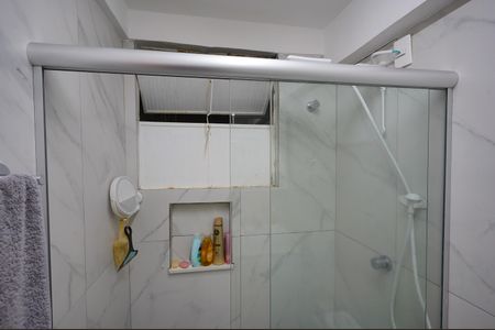 Apartamento à venda com 52m², 2 quartos e sem vagaBanheiro Social