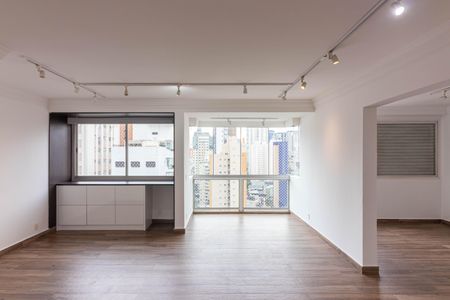 Sala de apartamento à venda com 3 quartos, 148m² em Moema, São Paulo
