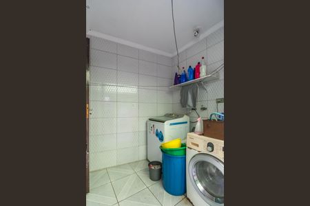 Casa para alugar com 150m², 4 quartos e 2 vagas Casa para alugar com 150m², 4 quartos e 2 vagasÁrea de serviço