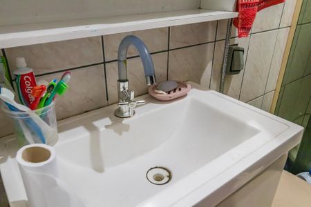 Casa para alugar com 150m², 4 quartos e 2 vagas Casa para alugar com 150m², 4 quartos e 2 vagasBanheiro social