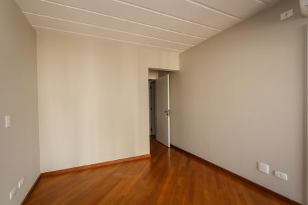 Apartamento para alugar com 253m², 4 quartos e 3 vagas Apartamento para alugar com 253m², 4 quartos e 3 vagasSuíte 3