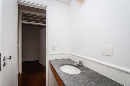 Apartamento para alugar com 253m², 4 quartos e 3 vagas Apartamento para alugar com 253m², 4 quartos e 3 vagasLavabo