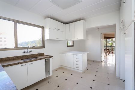 Apartamento para alugar com 253m², 4 quartos e 3 vagas Apartamento para alugar com 253m², 4 quartos e 3 vagasCozinha