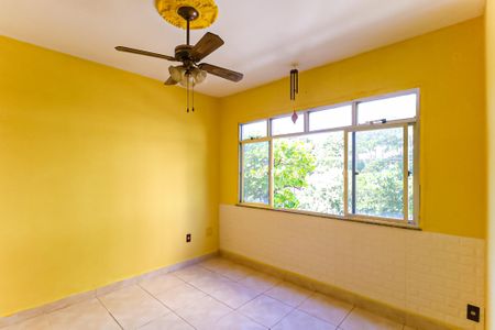 Sala de apartamento para alugar com 2 quartos, 46m² em Del Castilho, Rio de Janeiro