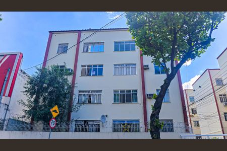 Apartamento para alugar com 46m², 2 quartos e 1 vaga Apartamento para alugar com 46m², 2 quartos e 1 vagaPlaca