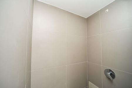 Apartamento à venda com 80m², 1 quarto e 2 vagas Apartamento à venda com 80m², 1 quarto e 2 vagasBanheiro Social