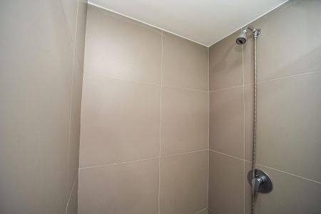 Apartamento à venda com 80m², 1 quarto e 2 vagas Apartamento à venda com 80m², 1 quarto e 2 vagasBanheiro da Suíte