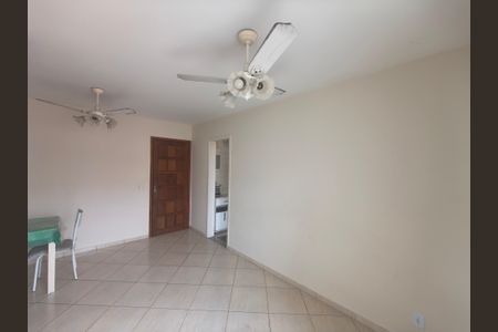 Apartamento à venda com 64m², 2 quartos e 1 vaga Apartamento à venda com 64m², 2 quartos e 1 vagaSala