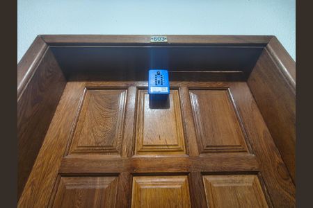 Apartamento à venda com 64m², 2 quartos e 1 vaga Apartamento à venda com 64m², 2 quartos e 1 vagaLockbox