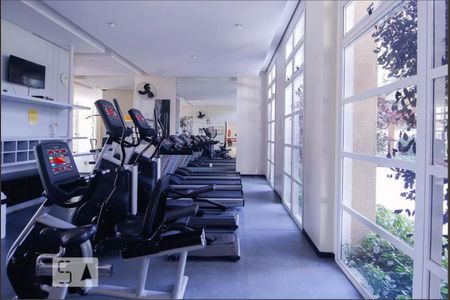 Apartamento à venda com 63m², 2 quartos e 2 vagasÁrea comum - Academia