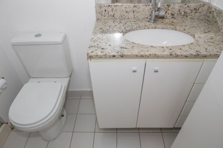 Apartamento à venda com 63m², 2 quartos e 2 vagasBanheiro Social