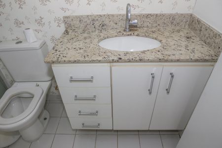 Apartamento à venda com 63m², 2 quartos e 2 vagasBanheiro da Suíte