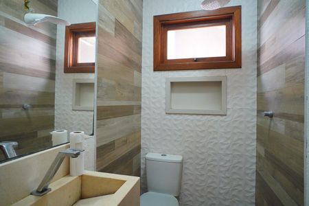 Casa para alugar com 165m², 2 quartos e 1 vaga Casa para alugar com 165m², 2 quartos e 1 vagaBanheiro