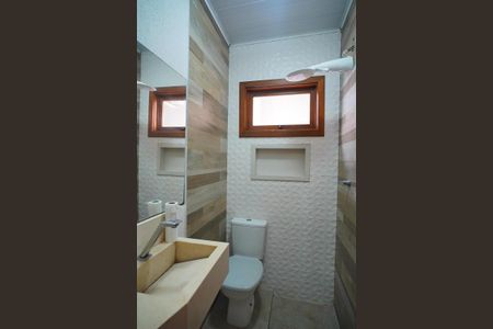 Banheiro  de casa para alugar com 2 quartos, 165m² em Tristeza, Porto Alegre