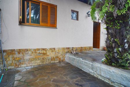 Casa para alugar com 165m², 2 quartos e 1 vaga Casa para alugar com 165m², 2 quartos e 1 vagaGaragem