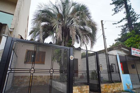 Casa para alugar com 165m², 2 quartos e 1 vaga Casa para alugar com 165m², 2 quartos e 1 vagaFachada