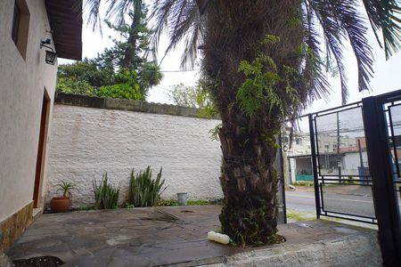 Casa para alugar com 165m², 2 quartos e 1 vaga Casa para alugar com 165m², 2 quartos e 1 vagaPátio
