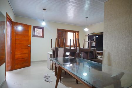 Sala de casa para alugar com 2 quartos, 165m² em Tristeza, Porto Alegre
