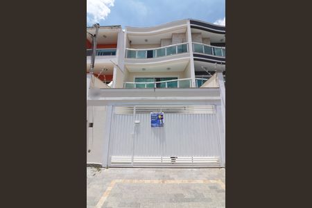 Casa para alugar com 237m², 3 quartos e 5 vagasFachada 