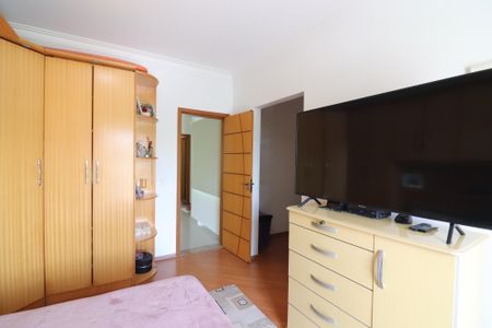 Casa para alugar com 237m², 3 quartos e 5 vagasSuíte 1 