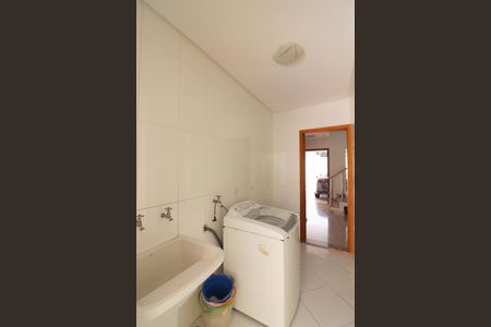 Casa para alugar com 237m², 3 quartos e 5 vagasÁrea de Serviço