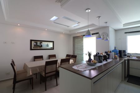 Casa para alugar com 237m², 3 quartos e 5 vagasCopa e Cozinha 