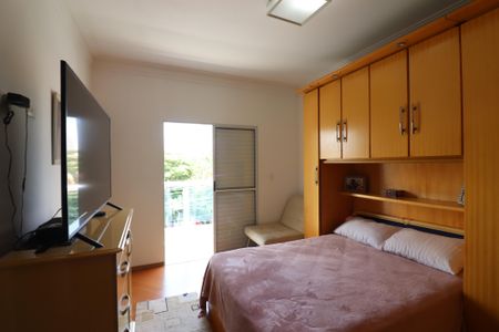 Casa para alugar com 237m², 3 quartos e 5 vagasSuíte 1 